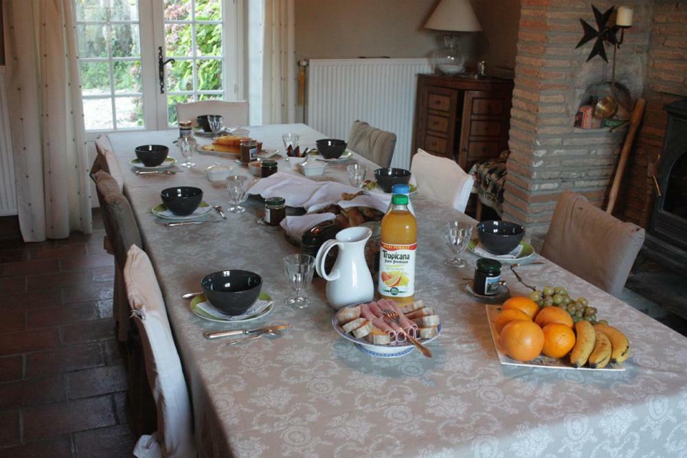 Presbytere De Jonquiere Bed and Breakfast Lavaur  Buitenkant foto